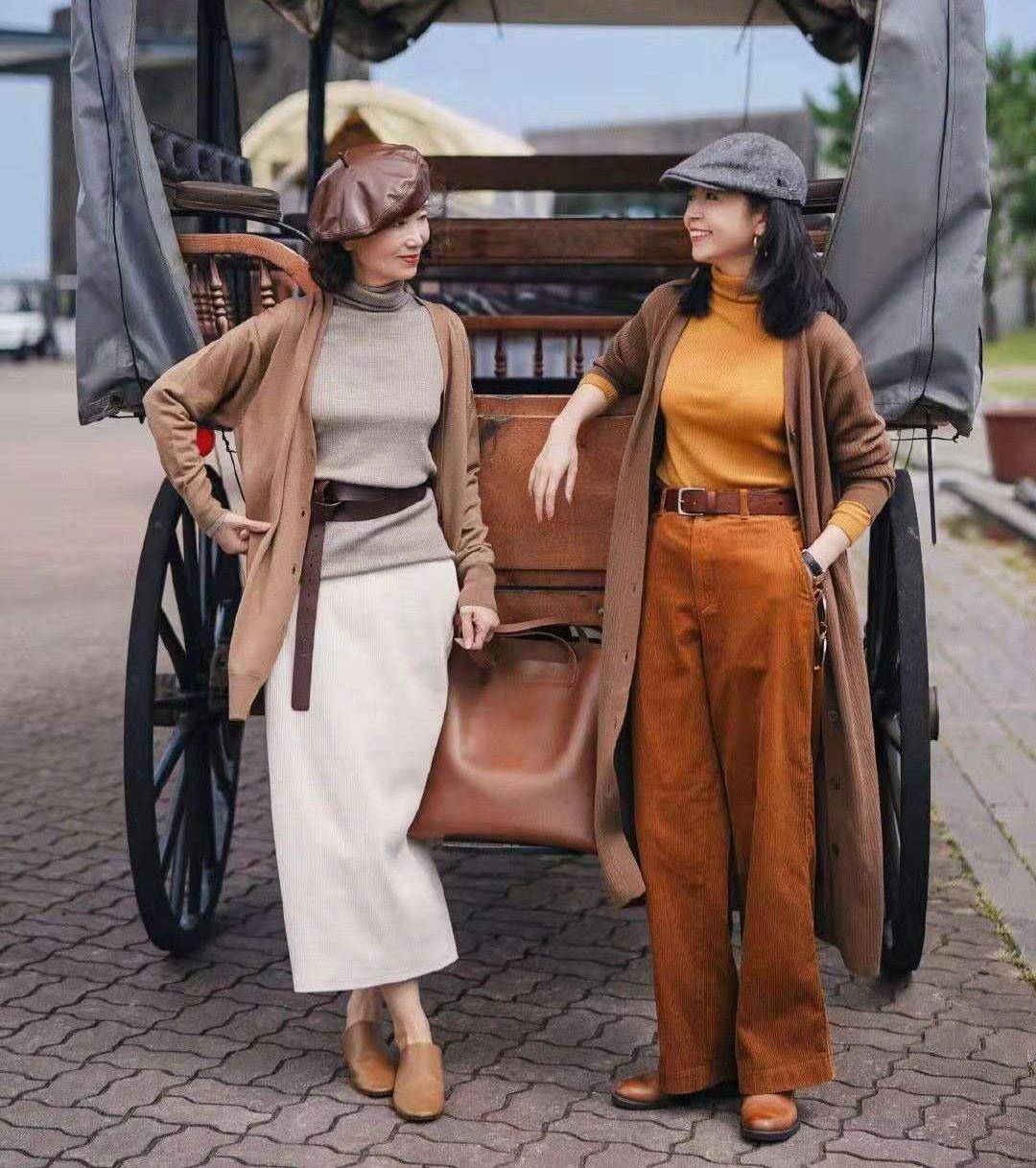 三木毛衣搭配什么上衣好看,三木妈妈毛衣开衫