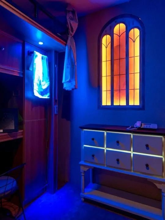 夜幕降临沉浸式密室逃脱体验剧场,超刺激的密室逃脱等你来体验