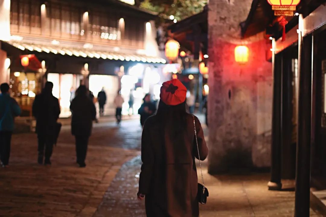 沙家浜夜游最新,常熟沙家浜景区夜色