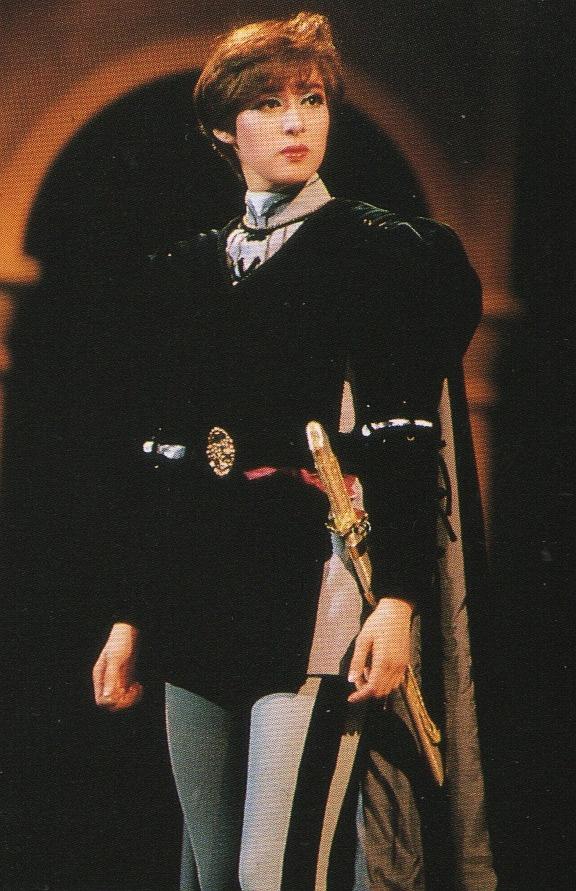 50后女神林青霞,66岁的林青霞状态真好