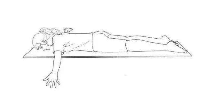 驼背腰直不起来怎么锻炼,驼背圆肩没气质一招教你变挺拔