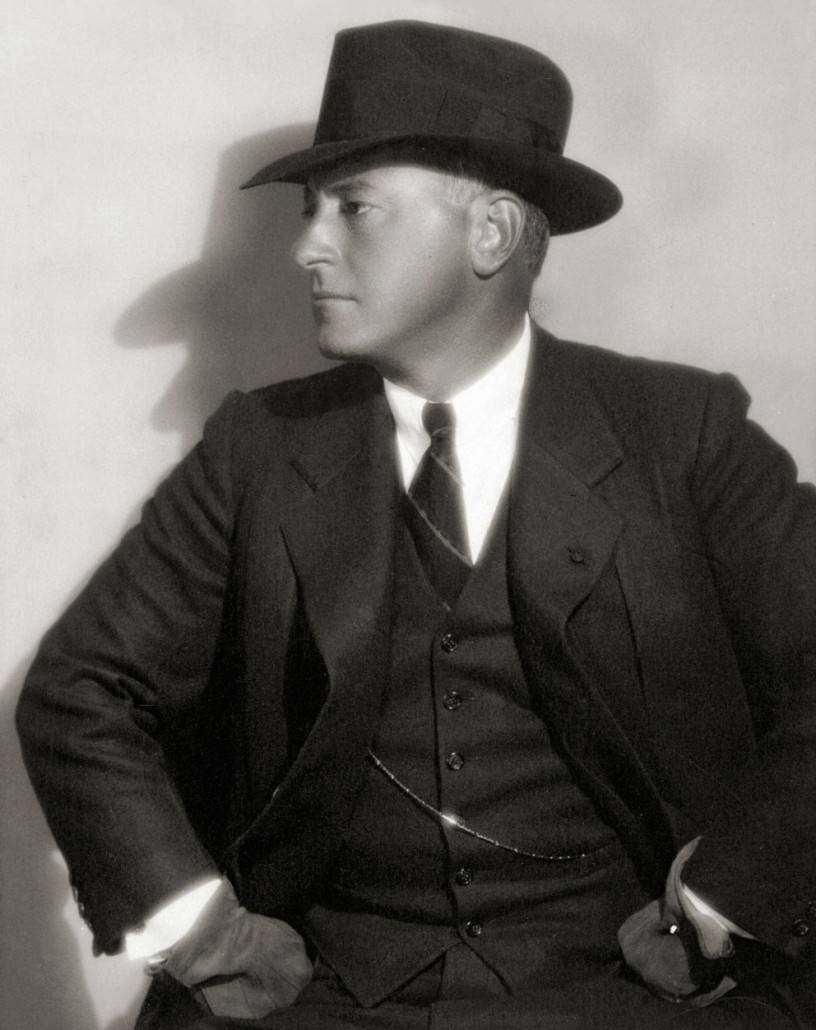 “世纪美女”传奇：三次婚姻失败无儿女，蓝颜知己留遗嘱为她送终