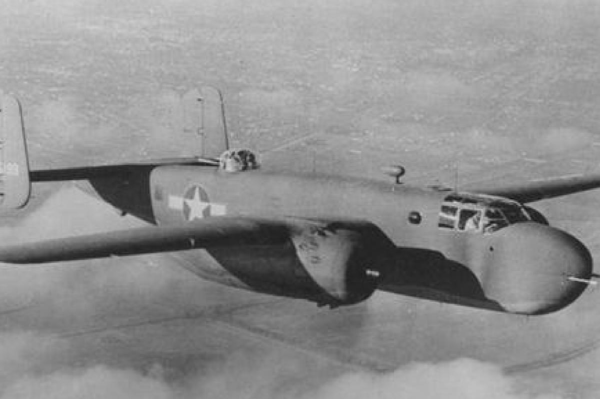 二战轰炸机爆发视频,b27轰炸机二战