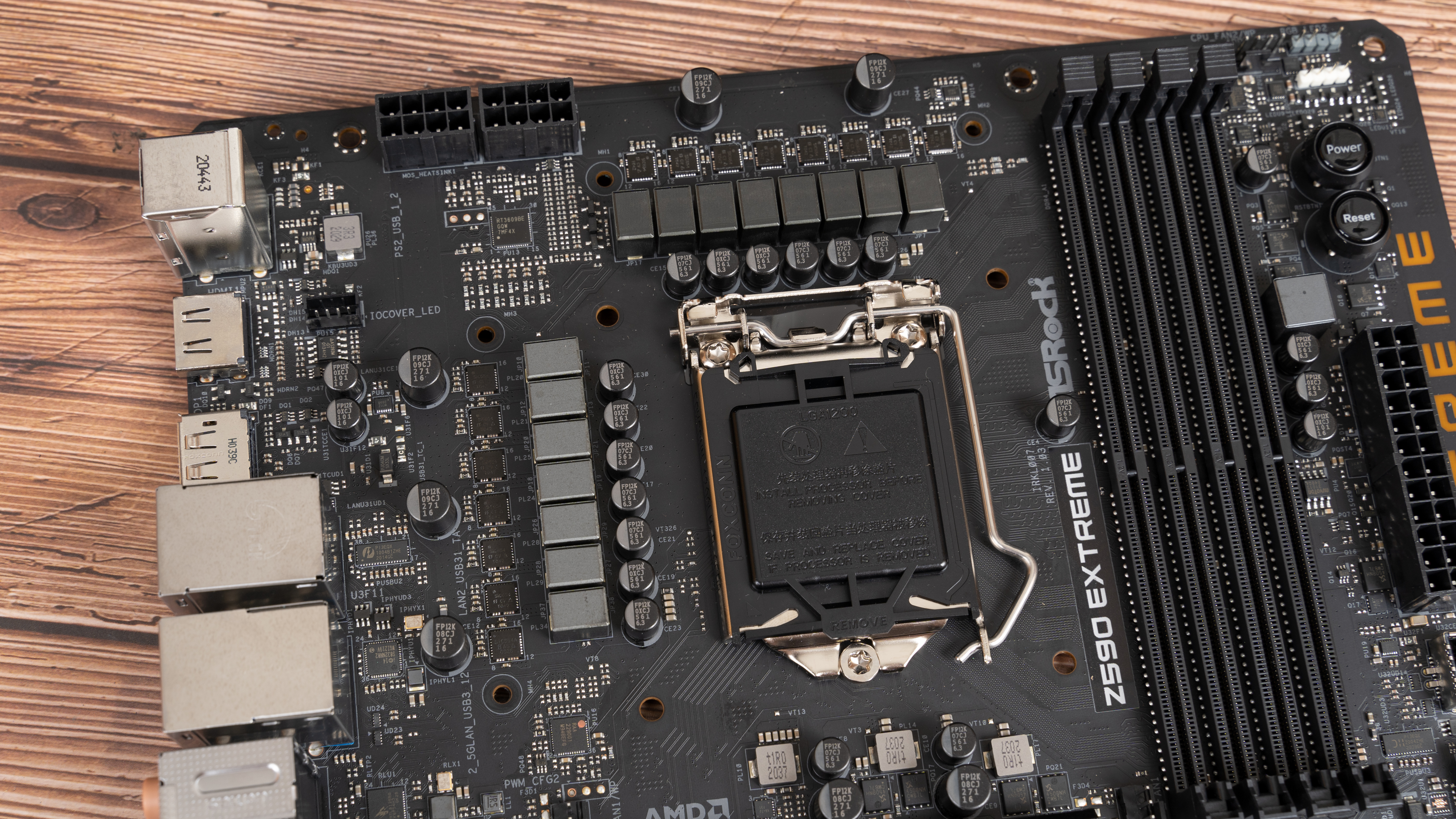 显卡这么贵为什么不买游戏主机,显卡这么贵买台式还是笔记本好