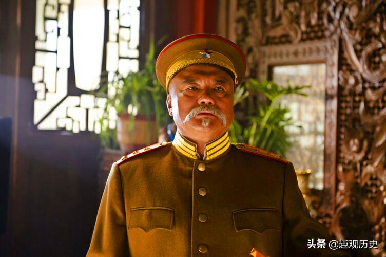 袁世凯称帝后喝稀粥吃咸菜，臣属纷纷赞其节俭，实情却令众人愕然