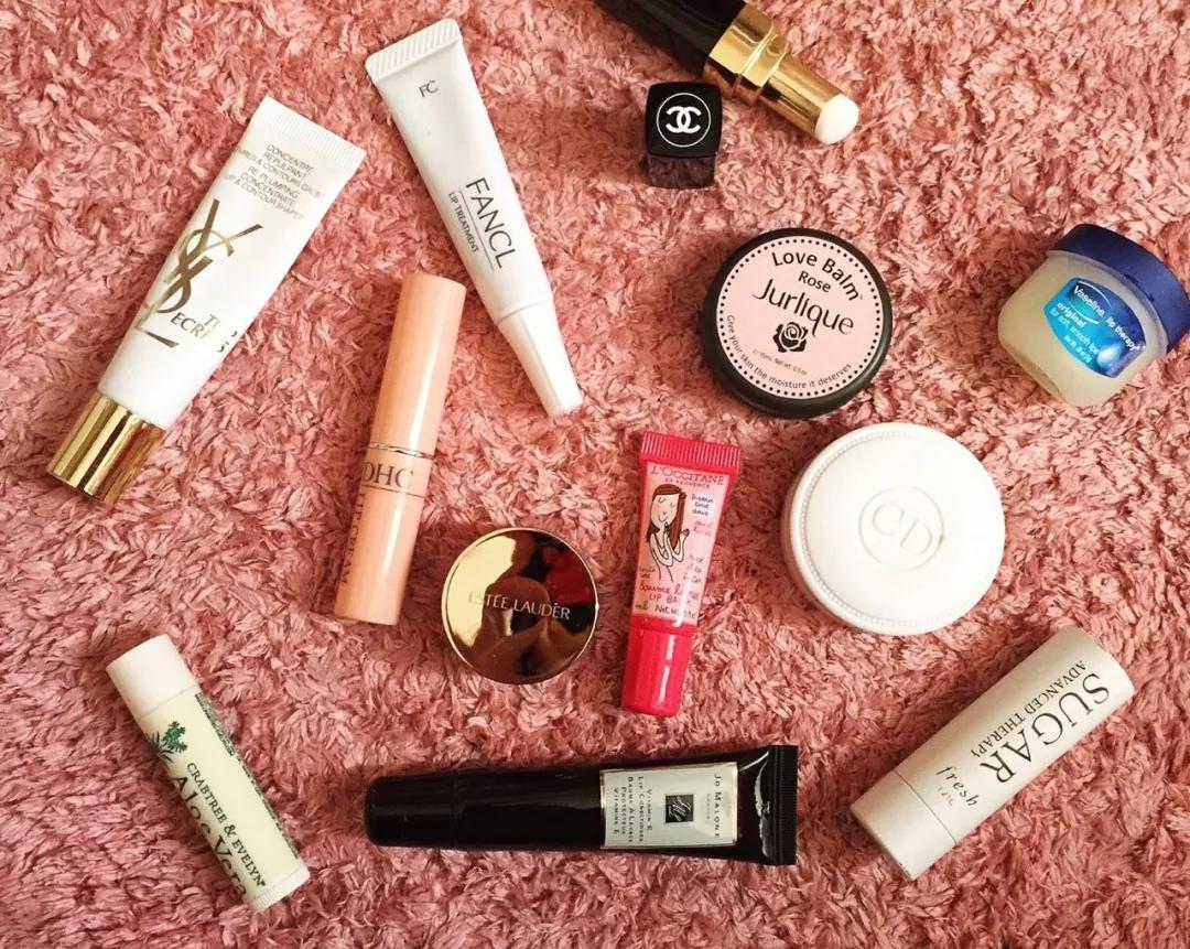 嘴巴起皮唇纹深建议用什么润唇膏,唇膏推荐去唇纹死皮补水