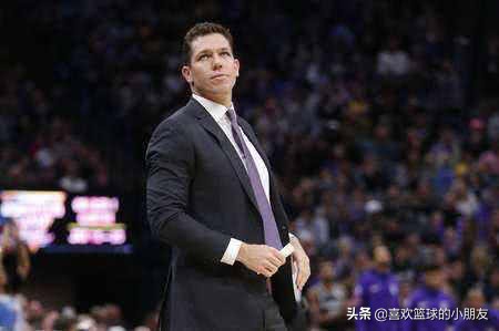 球哥脚踝扭伤训练,球哥脚踝受伤后多久能恢复