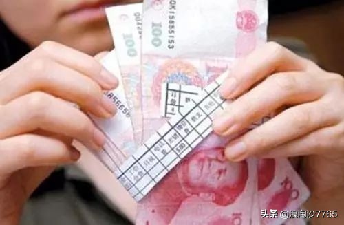 閾佽矾鏈鸿溅鍙告満鏀跺叆澶氬皯,閾佽矾鍩哄眰濂囪懇涔嬩竴