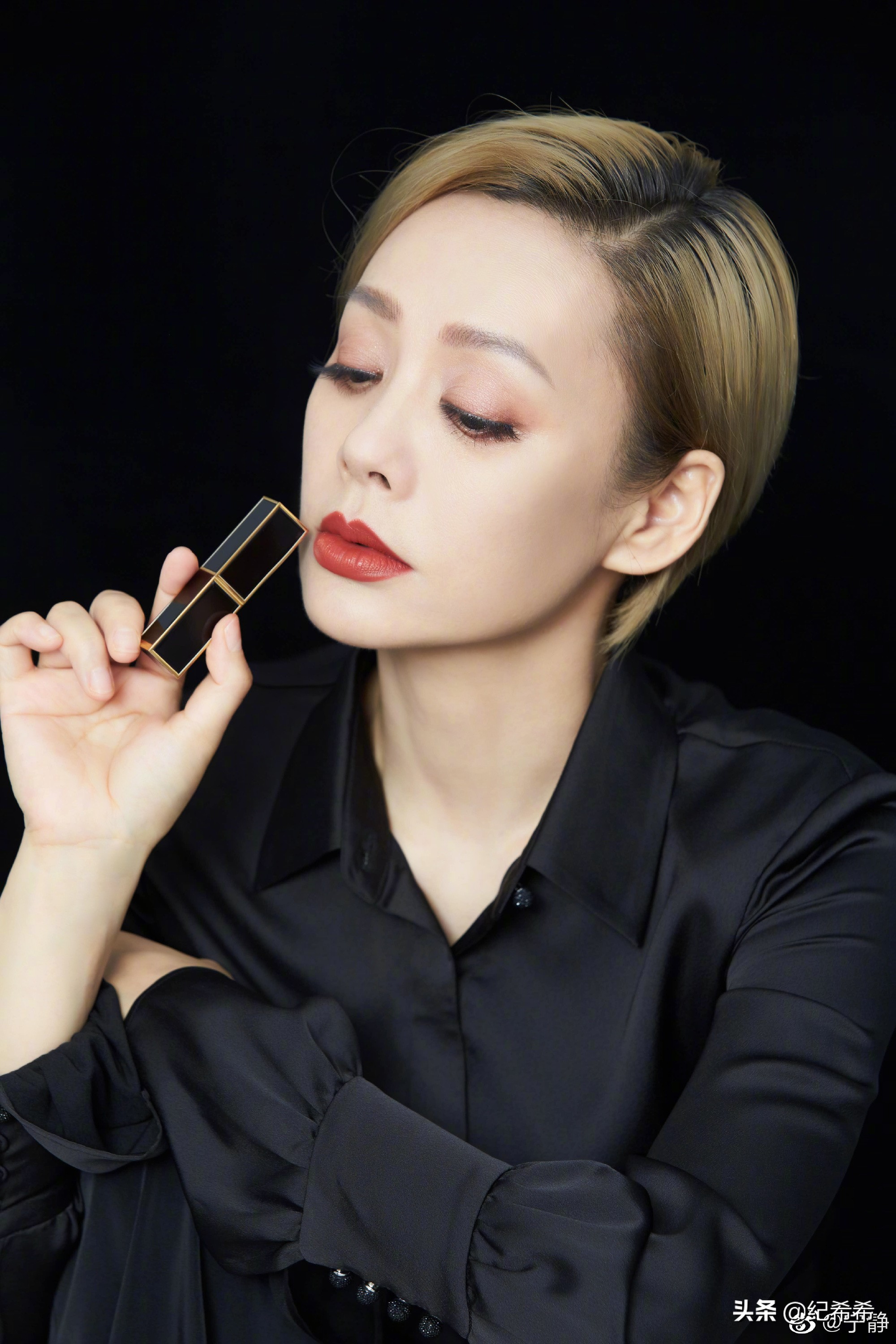 黄皮必入!宁静黄龄同款,一上架就卖断货的tomford细黑管实测