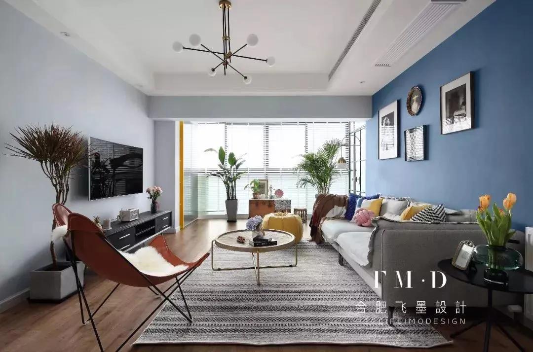 纠结墙面贴什么好,纠结墙布好还是乳胶漆好