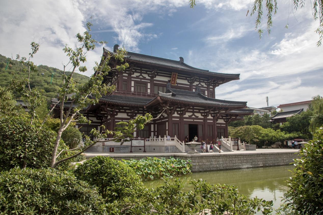 天然温泉、爱情故事，华清宫带你感受唐代慢生活