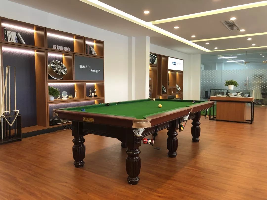 买车也能玩出“新花样”,成都人的娱乐方式在这家4S店都能get