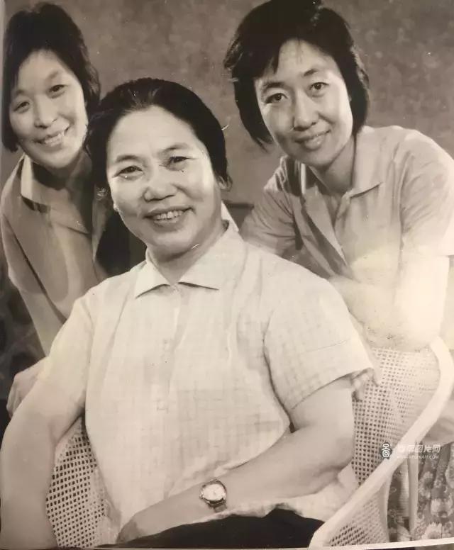 常香玉为啥捐献一架飞机,常香玉最后捐到飞机了没