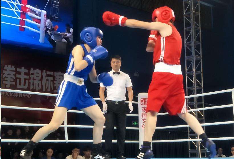 中国全国拳击锦标赛女子,谁说女子不如男运动会拔河