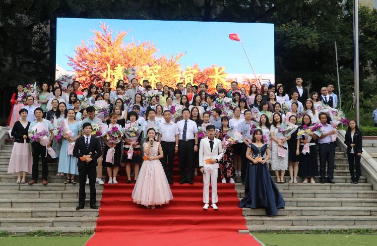 2020全景看高中丨历久弥新，八中用心探索可能，用心成就梦想