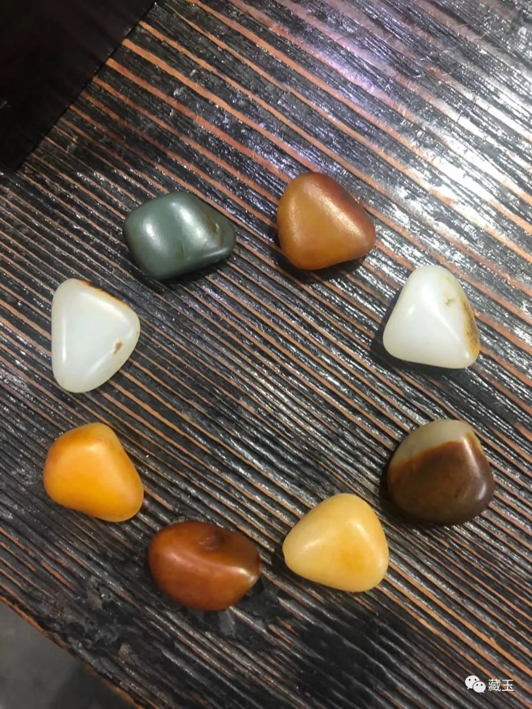 和田黄玉籽料手串2.0圆珠什么价格,天价籽料手串拍卖