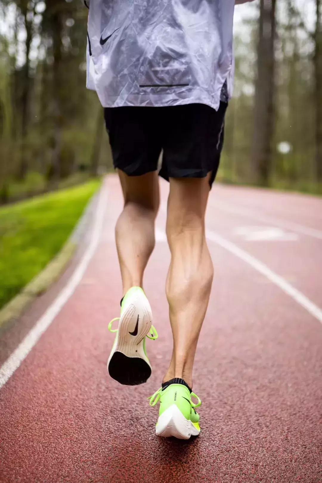 耐克next可以跑马拉松吗,马拉松nikenext