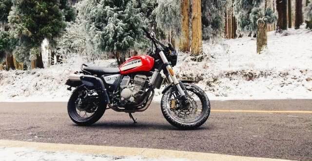 2020款上市的复古街车,2021400排量复古街车摩托推荐