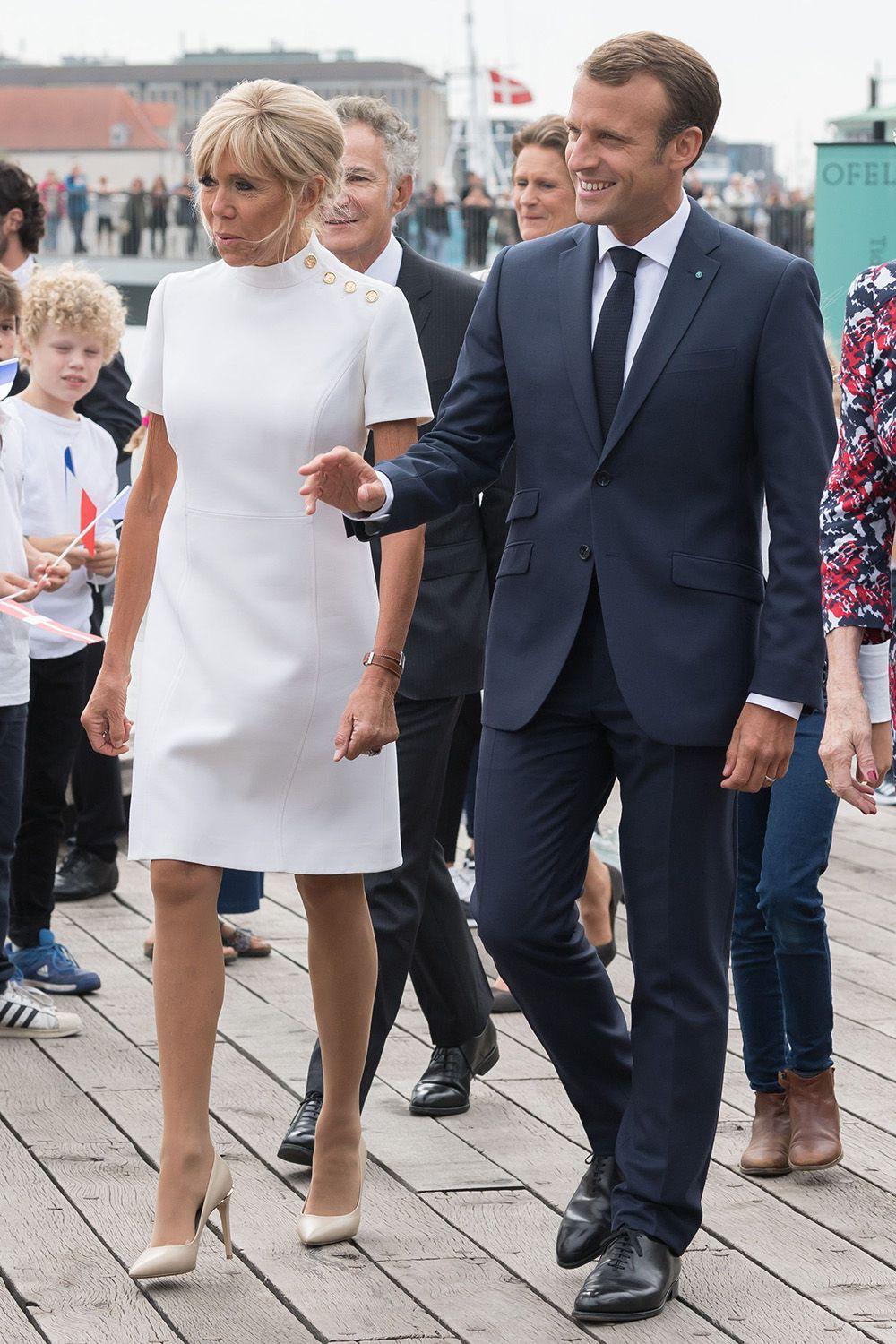 布丽吉特少女时照片,布丽吉特的腿