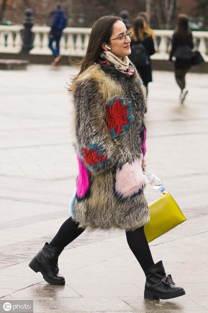 皮草怎么穿不富态,皮草怎么穿不显臃肿