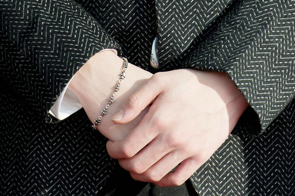 奢侈品牌情侣手链推荐,奢侈手链品牌排行榜