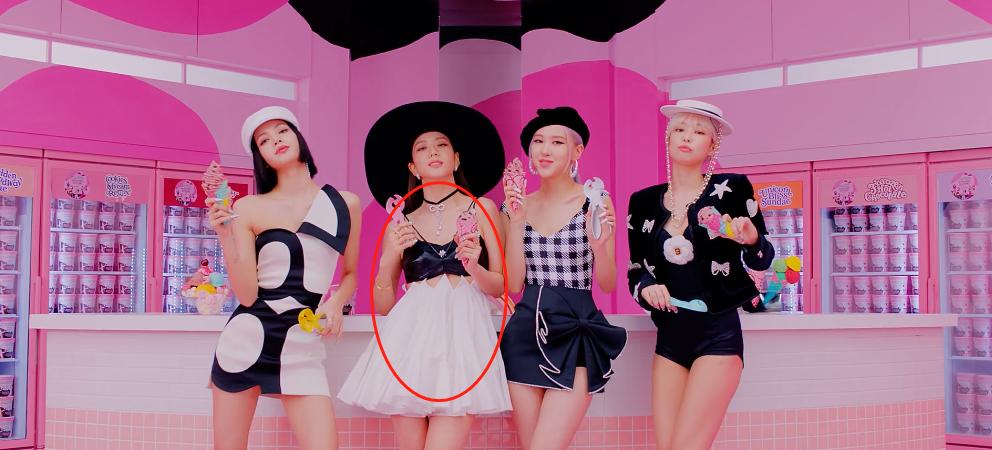 粉墨组合jenny名场面,粉墨演唱会jennie美国场