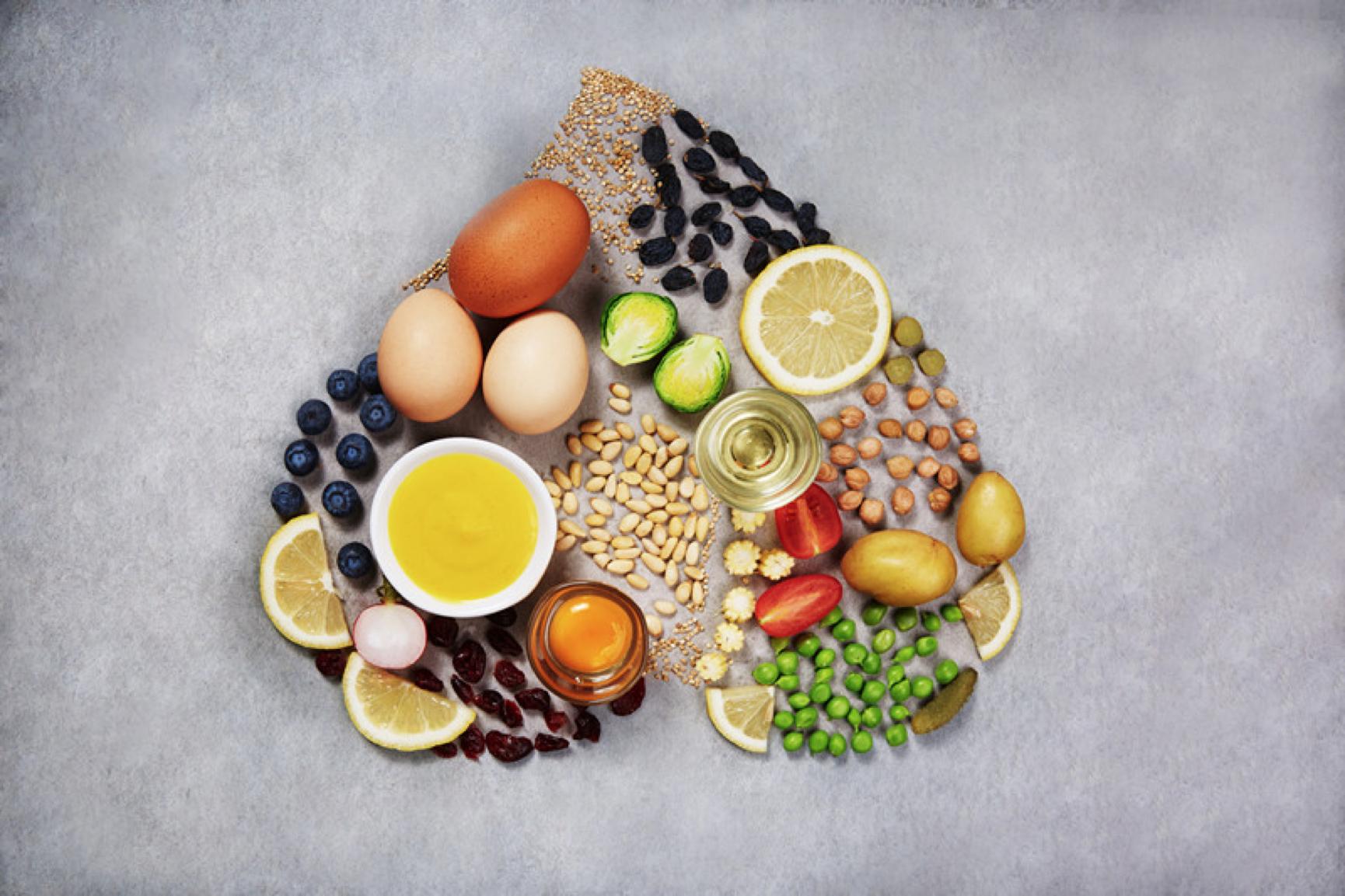 防止孩子眼睛近视吃什么好,儿童近视应该多吃哪些保护视力