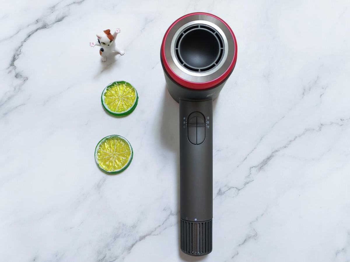 推荐几款比较好的吹风机,充电式无线吹风机诗恩