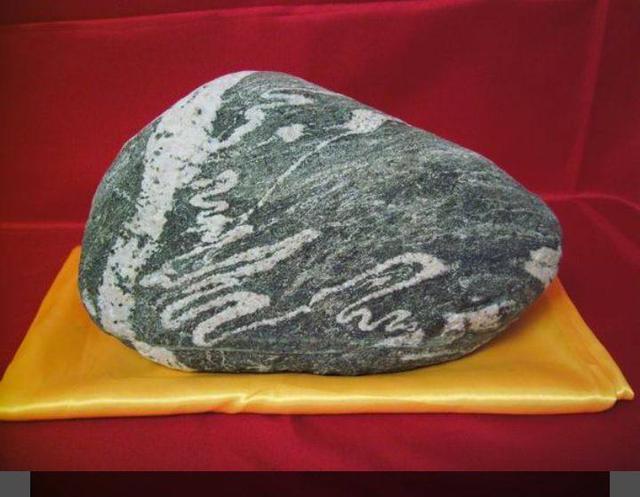 小众收藏的奇石,小众奇石手串