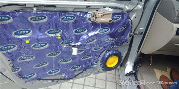 丰田花冠顶级音响改装,丰田花冠升级四个音响