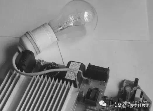 富士宝电磁炉s197c显示e2故障维修,电磁炉出现一二故障怎么处理