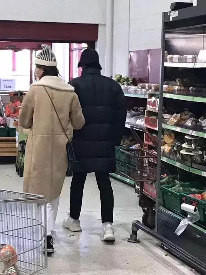 敢爱不敢认？我更关心一百万的包三亿的别墅和歌帝梵做的脏脏包