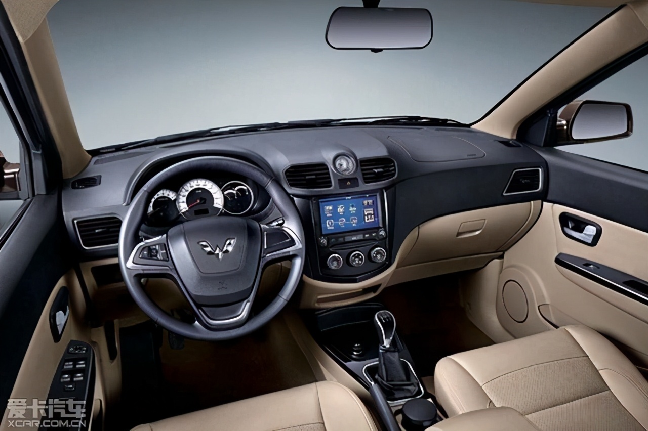 mpv国产家用神车排行,长安欧诺s五座对比五菱宏光v五座