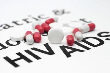 艾滋病免费药物不耐受了，只能选高价进口药？药师告诉你实情！