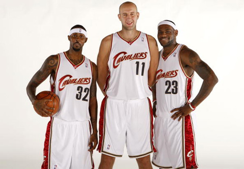 大z生涯数据对比,大z和加索尔哪个更强