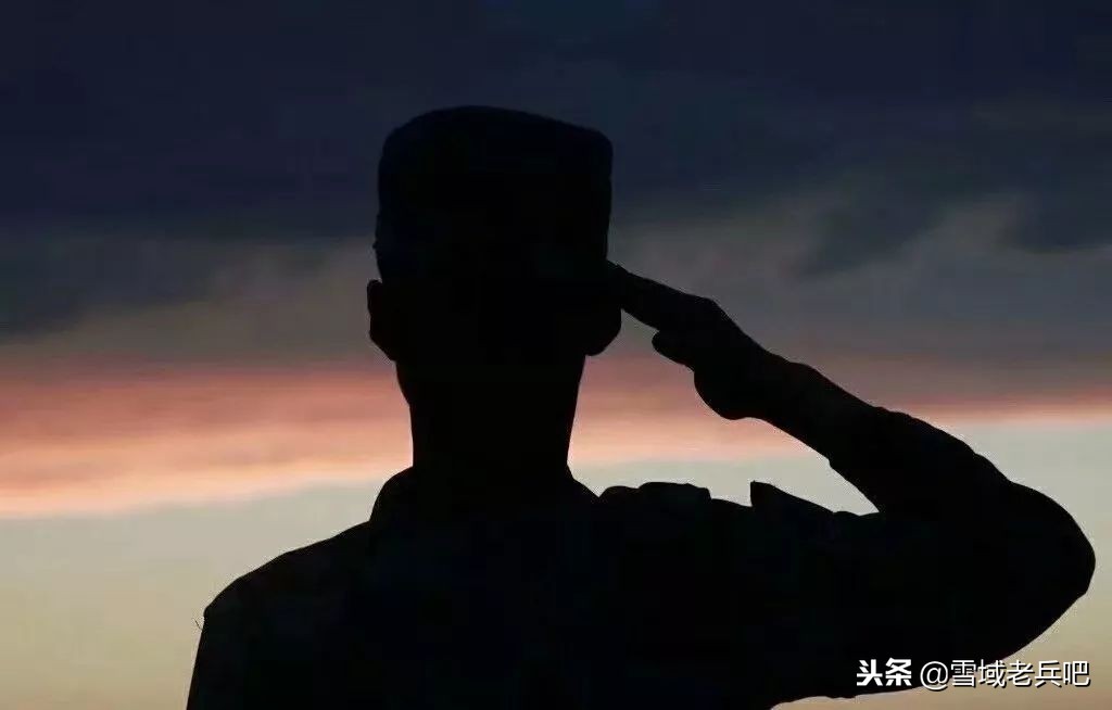 最后一个军礼原唱,最后一个军礼歌曲