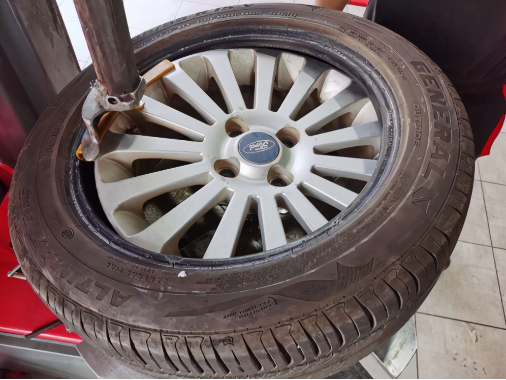 途虎养车换轮胎买的是正品吗,在途虎养车买到翻新轮胎