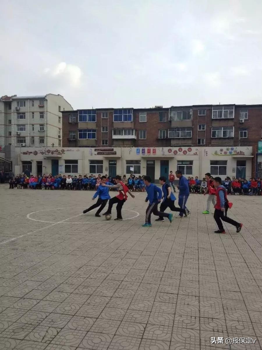 驰骋足球赛场,新市场小学春季足球联赛