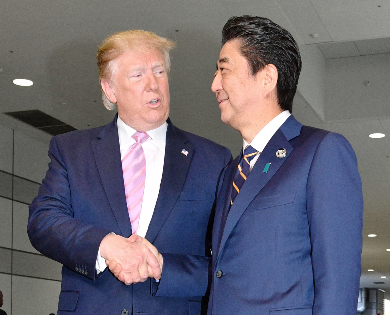 特朗普的新标签：重度洁癖、强迫症患者