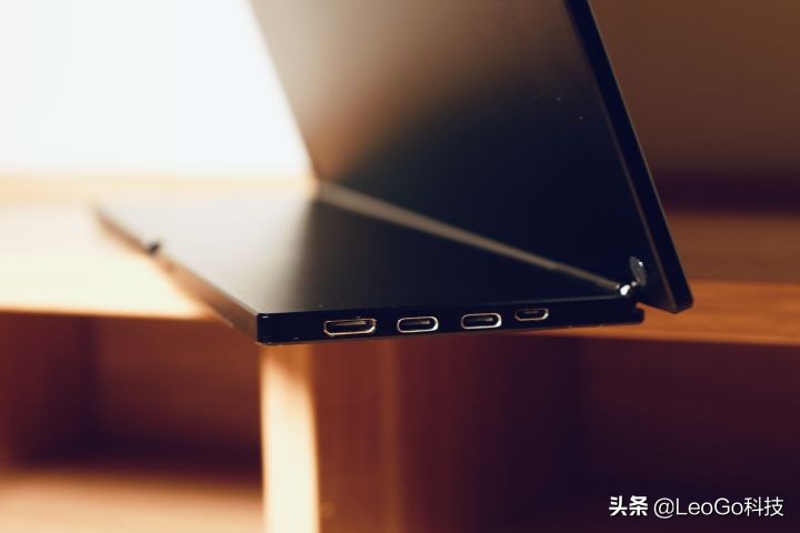 ehomewei13寸便携显示器怎么样,ehomewei便携显示器l13测评