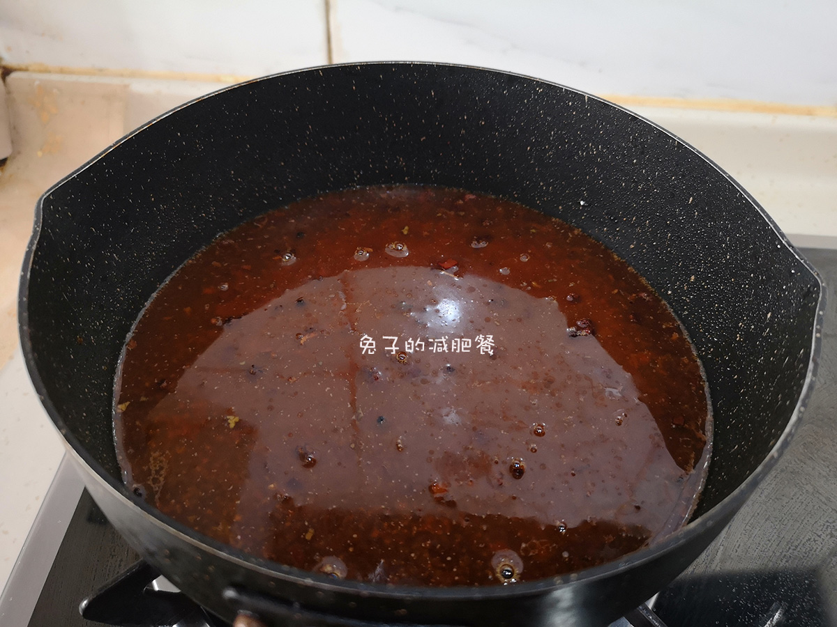 火锅底料速食酸辣粉做法,家庭版酸辣粉的做法火锅底料