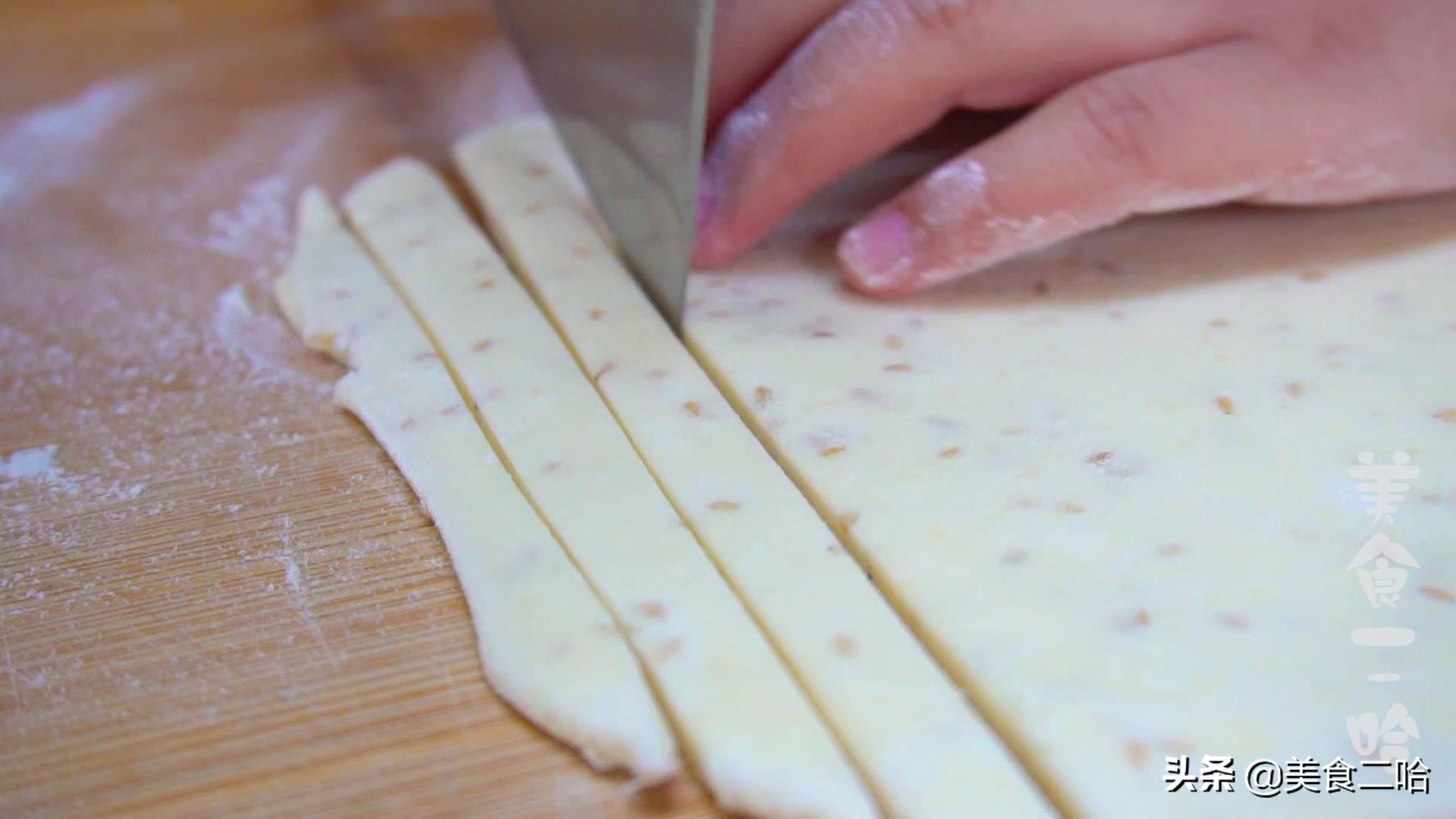 千层麻花酥六层,千层麻花炸出来特别吸油还不软
