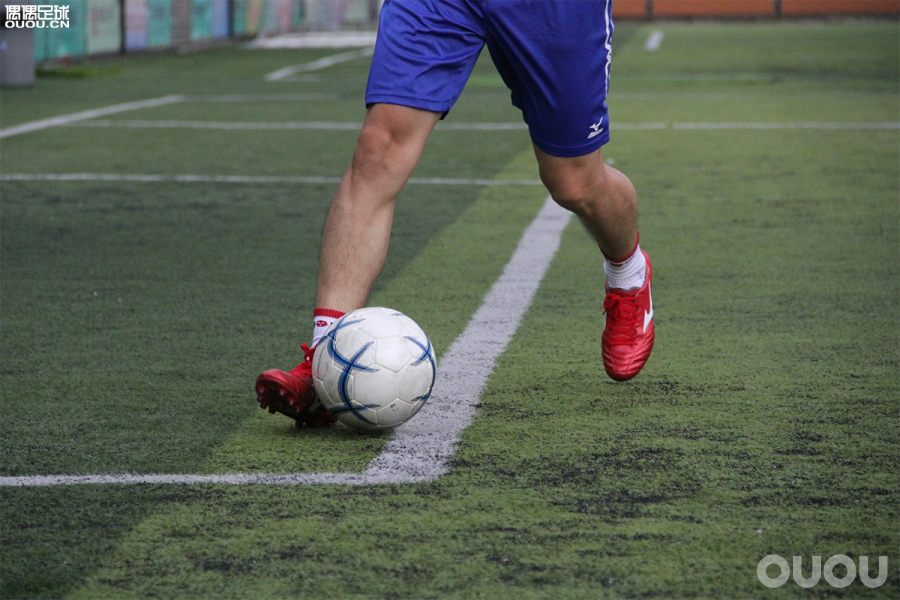 mds005足球鞋测评,moreliasala足球鞋