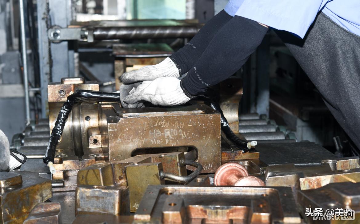 碳纤维车架快客,顶级碳纤维车架制造