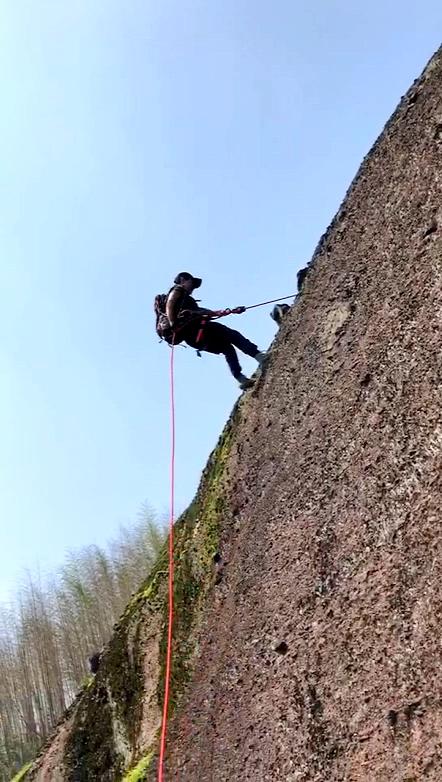 徒步，攀岩，入得山中便是仙