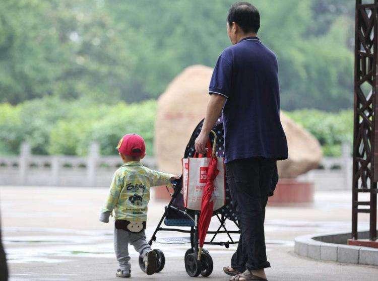 章子怡二胎儿子长大了图文,章子怡二胎宝宝叫什么