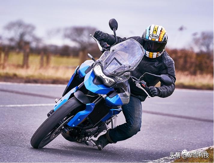 凯旋tiger850试驾视频最新款,2021款凯旋tiger