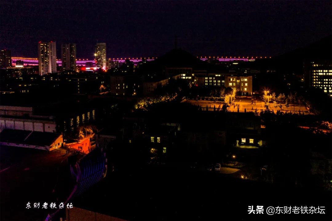 梦幻光雾山夜景演出,梦幻光影星空馆