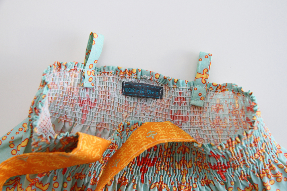 小孩连衣裙的蝴蝶结的制作教程,好看的儿童连衣裙编织教程