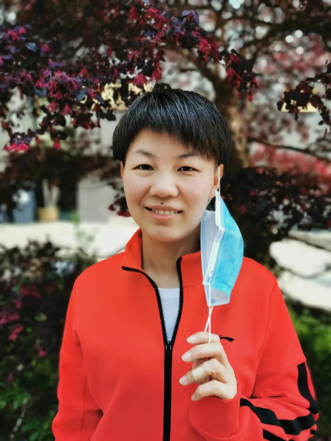 致敬2020每一个逆行的背影,回顾2019年消防员最美逆行背影